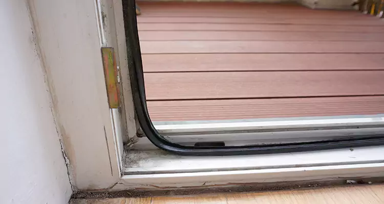 Patio Door Weatherproofing Installation in Lakeside, FL