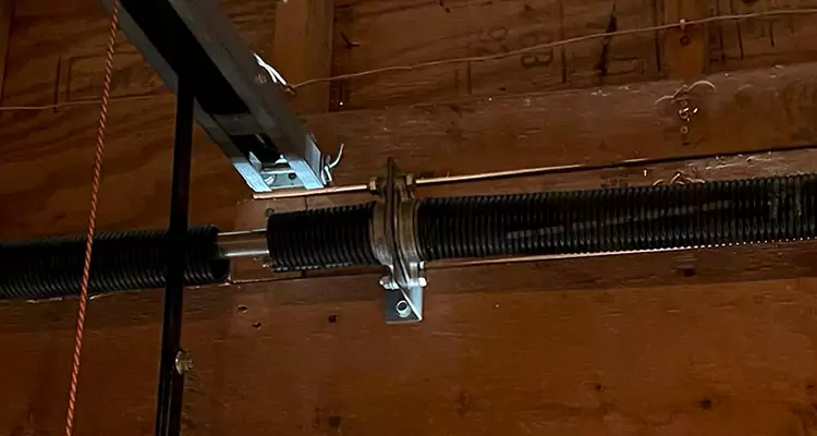 Garage Door Lift Cable Replacement in Lakeside, FL